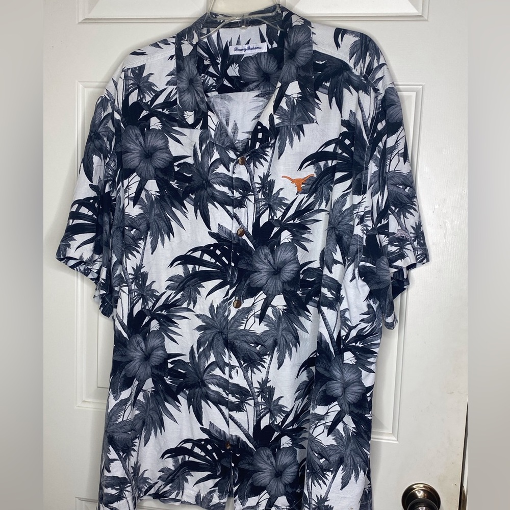 Tommy Bahama Hawaiian Shirt XXXL, Great Condition, Original Owner — Smoke Free